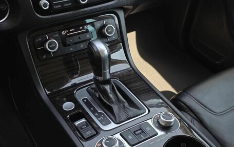 Volkswagen Touareg III, 2017 год, 2 950 000 рублей, 17 фотография