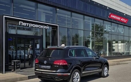 Volkswagen Touareg III, 2017 год, 2 950 000 рублей, 5 фотография