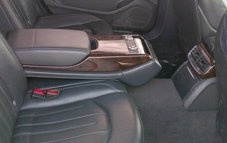 Audi A8, 2015 год, 1 825 000 рублей, 6 фотография