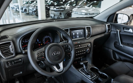 KIA Sportage IV рестайлинг, 2018 год, 2 075 000 рублей, 8 фотография