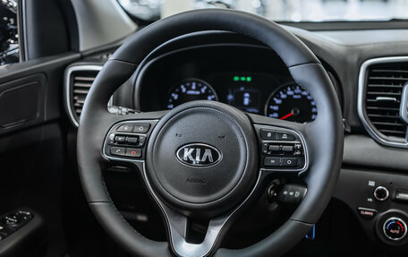 KIA Sportage IV рестайлинг, 2018 год, 2 075 000 рублей, 9 фотография
