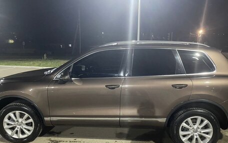 Volkswagen Touareg III, 2013 год, 2 200 000 рублей, 2 фотография