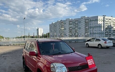 Nissan X-Trail, 2000 год, 650 000 рублей, 2 фотография