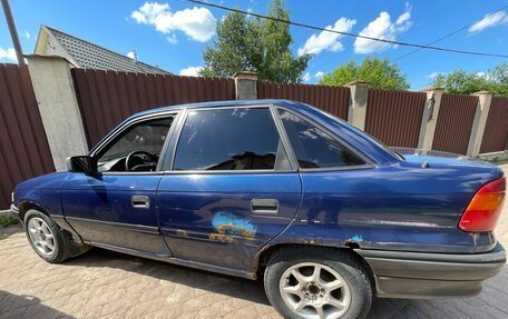 Opel Astra F, 1994 год, 100 000 рублей, 4 фотография