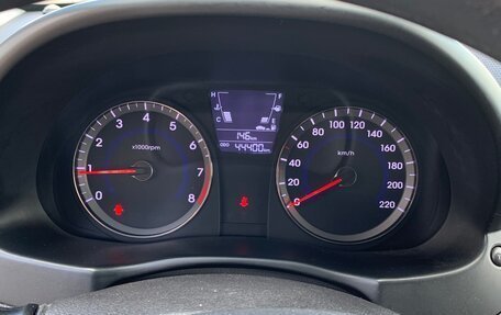 Hyundai Solaris II рестайлинг, 2012 год, 1 400 000 рублей, 9 фотография