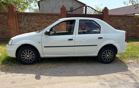 Renault Logan I, 2010 год, 390 000 рублей, 2 фотография