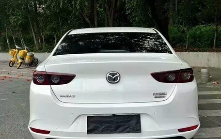 Mazda 3, 2022 год, 1 650 000 рублей, 6 фотография