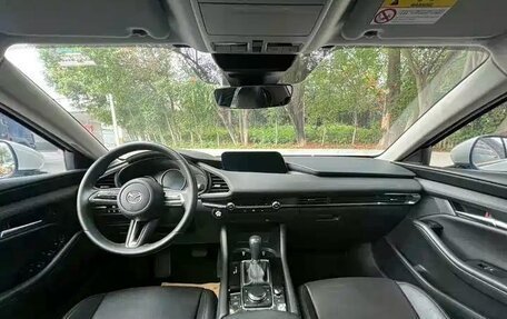 Mazda 3, 2022 год, 1 650 000 рублей, 7 фотография
