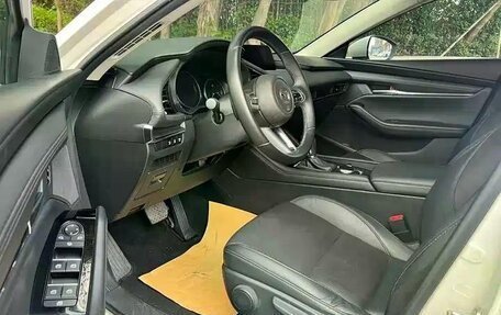 Mazda 3, 2022 год, 1 650 000 рублей, 8 фотография