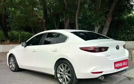 Mazda 3, 2022 год, 1 650 000 рублей, 5 фотография