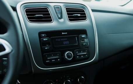 Renault Logan II, 2021 год, 1 100 000 рублей, 18 фотография