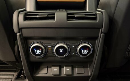 Land Rover Defender II, 2023 год, 10 990 000 рублей, 21 фотография