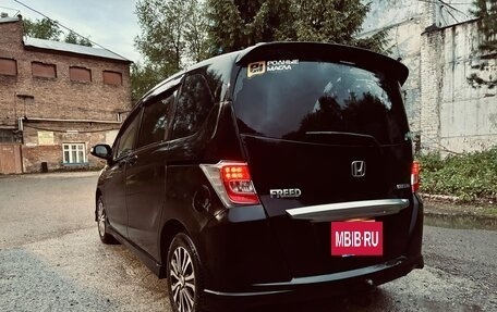 Honda Freed I, 2014 год, 1 260 000 рублей, 4 фотография