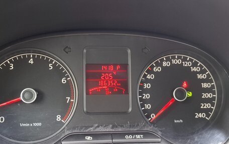 Volkswagen Polo VI (EU Market), 2013 год, 850 000 рублей, 5 фотография
