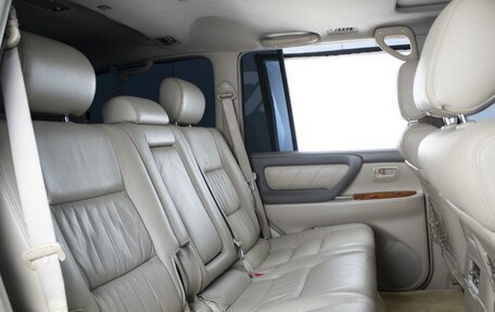 Toyota Land Cruiser 100 рестайлинг 2, 2006 год, 1 950 000 рублей, 6 фотография
