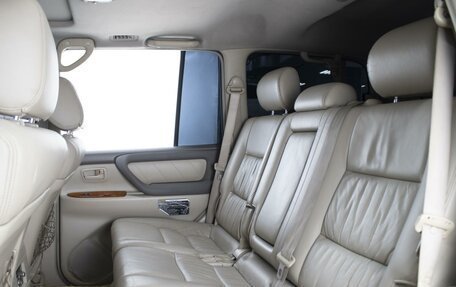 Toyota Land Cruiser 100 рестайлинг 2, 2006 год, 1 950 000 рублей, 9 фотография