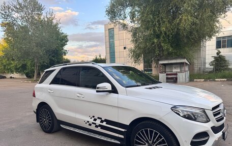 Mercedes-Benz GLE, 2015 год, 3 250 000 рублей, 4 фотография