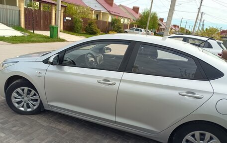 Hyundai Solaris II рестайлинг, 2019 год, 1 250 000 рублей, 2 фотография
