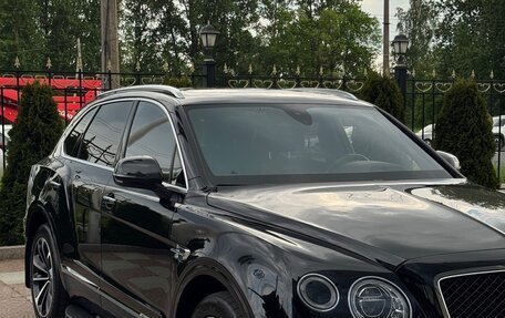 Bentley Bentayga I, 2018 год, 13 750 000 рублей, 5 фотография