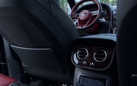 Bentley Bentayga I, 2018 год, 13 750 000 рублей, 16 фотография