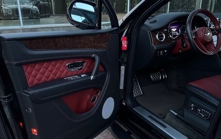 Bentley Bentayga I, 2018 год, 13 750 000 рублей, 8 фотография