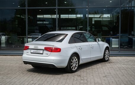 Audi A4, 2013 год, 1 350 000 рублей, 2 фотография