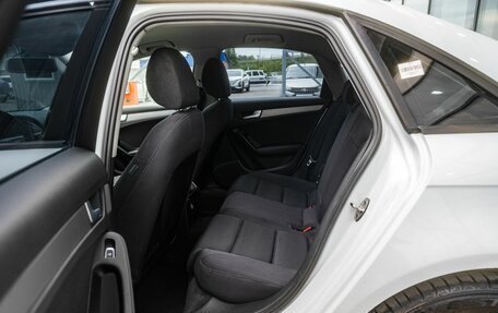 Audi A4, 2013 год, 1 350 000 рублей, 13 фотография