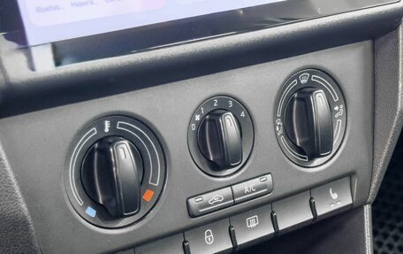 Skoda Rapid I, 2014 год, 949 900 рублей, 13 фотография