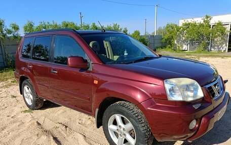 Nissan X-Trail, 2003 год, 650 000 рублей, 2 фотография
