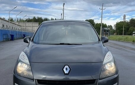Renault Scenic III, 2010 год, 695 000 рублей, 2 фотография