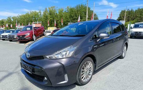 Toyota Prius Alpha I (ZVW40/41), 2016 год, 1 664 000 рублей, 3 фотография