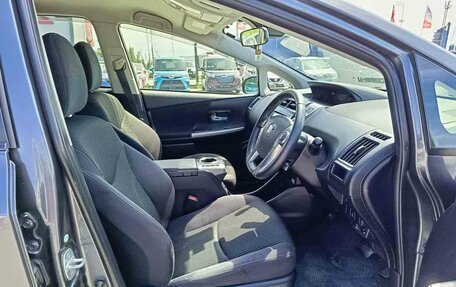Toyota Prius Alpha I (ZVW40/41), 2016 год, 1 664 000 рублей, 9 фотография