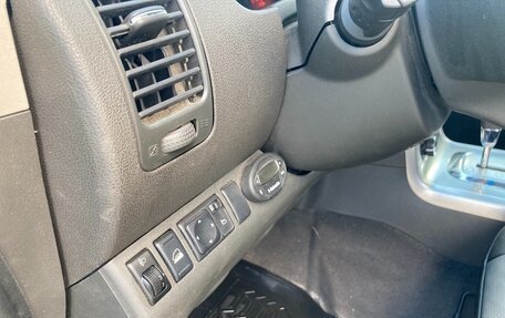 Nissan Pathfinder, 2011 год, 1 290 000 рублей, 13 фотография