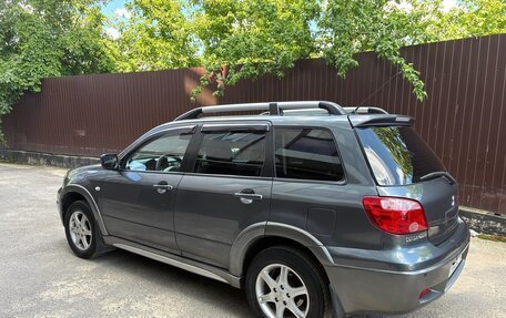 Mitsubishi Outlander III рестайлинг 3, 2007 год, 740 000 рублей, 6 фотография