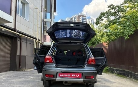 Mitsubishi Outlander III рестайлинг 3, 2007 год, 740 000 рублей, 4 фотография