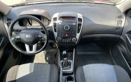KIA cee'd I рестайлинг, 2010 год, 549 000 рублей, 10 фотография