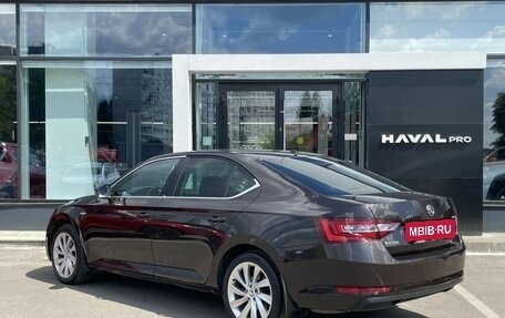 Skoda Superb III рестайлинг, 2015 год, 1 762 000 рублей, 7 фотография