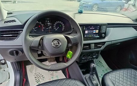 Skoda Rapid II, 2021 год, 1 680 000 рублей, 15 фотография