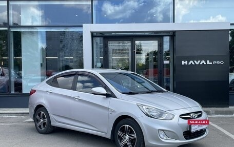 Hyundai Solaris II рестайлинг, 2012 год, 679 000 рублей, 3 фотография