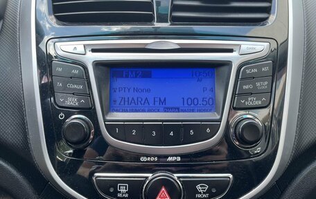 Hyundai Solaris II рестайлинг, 2012 год, 679 000 рублей, 15 фотография