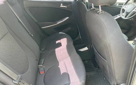 Hyundai Solaris II рестайлинг, 2012 год, 679 000 рублей, 11 фотография