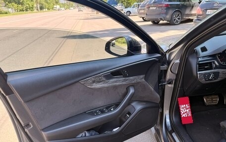 Audi A4, 2017 год, 2 250 000 рублей, 9 фотография