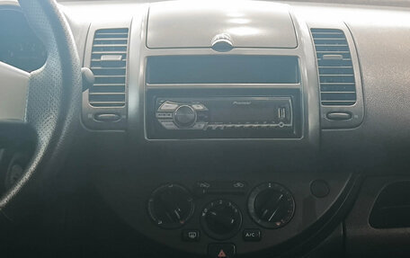 Nissan Note II рестайлинг, 2008 год, 450 000 рублей, 19 фотография