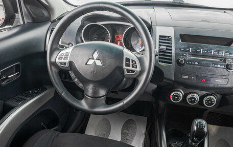 Mitsubishi Outlander III рестайлинг 3, 2007 год, 1 149 000 рублей, 17 фотография