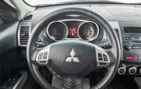 Mitsubishi Outlander III рестайлинг 3, 2007 год, 1 149 000 рублей, 14 фотография