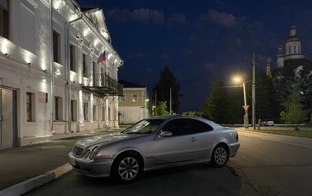 Mercedes-Benz CLK-Класс, 1999 год, 290 000 рублей, 1 фотография