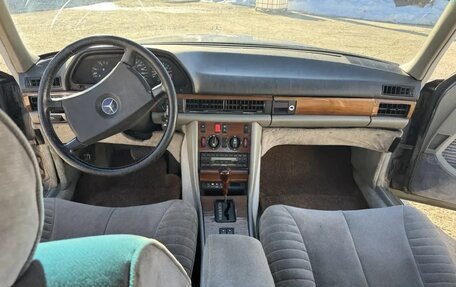 Mercedes-Benz S-Класс, 1986 год, 390 000 рублей, 26 фотография