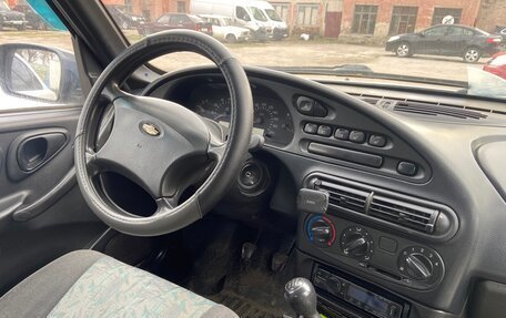 Chevrolet Niva I рестайлинг, 2004 год, 330 000 рублей, 4 фотография