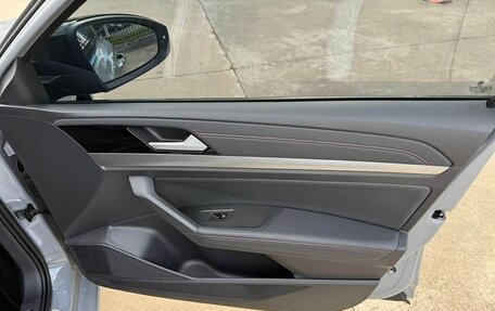 Volkswagen Lavida, 2023 год, 1 500 000 рублей, 13 фотография