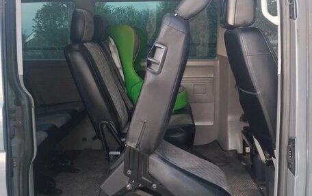 Volkswagen Caravelle T5, 2014 год, 1 650 000 рублей, 2 фотография